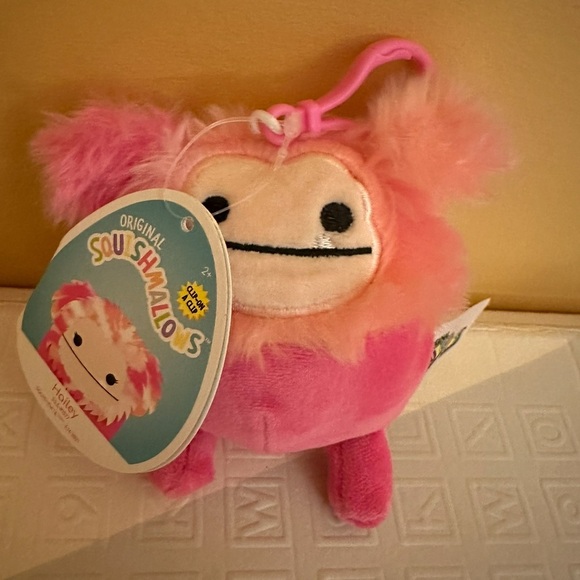 Nwt 👣HTF 3" Hailey Bigfoot  Squishmallow Clip - Picture 2 of 5